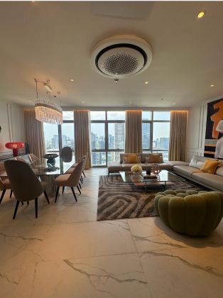 Newly Renovated 2BR in West Gallery Place BGC