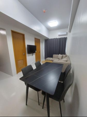 Semi Furnished 1 Bedroom Unit in Park Avenue for Rent 