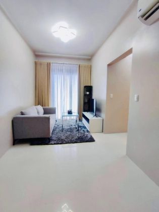 2BR Condo for Rent in Uptown Ritz BGC 93 Sqm with Balcony