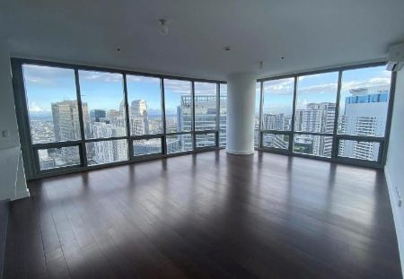 2 Bedroom The Suites BGC Condo for Rent