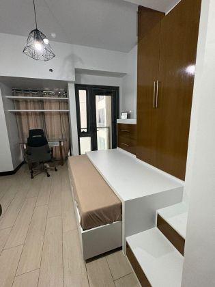 Fully Furnished Studio Greenbelt Hamilton Legaspi Makati