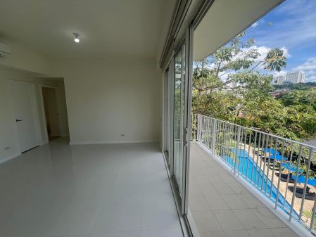 Unfurnished 3 Bedroom with Parking in 32 Sanson by Rockwell