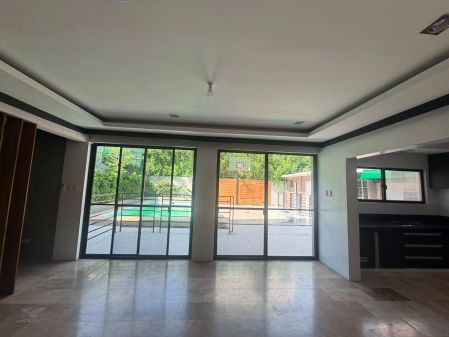 Semi Furnished 3BR San Lorenzo Village Makati with 3 Parking