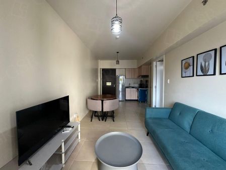 Fully Furnished 1 Bedroom Unit at Avida Towers Turf BGC for Rent