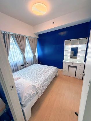 Newly renovated Fully Furnish n1 Bedroom unit @ Fifth Avenue Plac