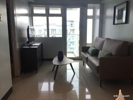 Fully Furnished 1 Bedroom Unit at Parkside Villas for Rent
