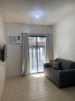Panglao Oasis 2BR Condo for Rent in Taguig City