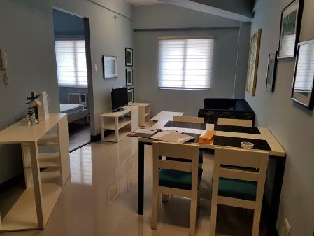 Condo for Rent in Newport City Pasay Sarasota Residential Resort