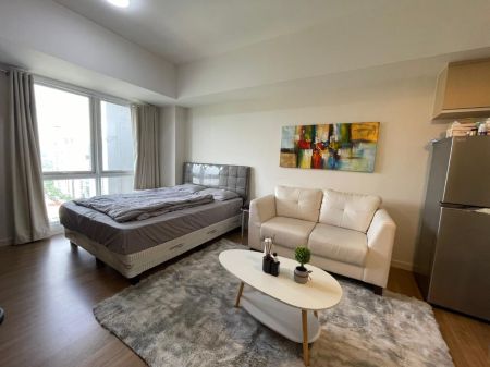 Fully Furnished Studio Unit at The Lerato for Rent