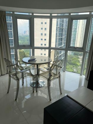 2BR Loft in Fort Victoria Tower C for Lease