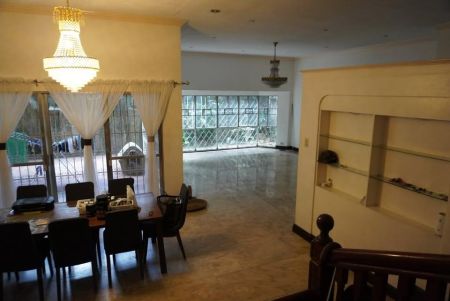4 Bedroom 2 Storey Unfurnished For Rent in White Plains