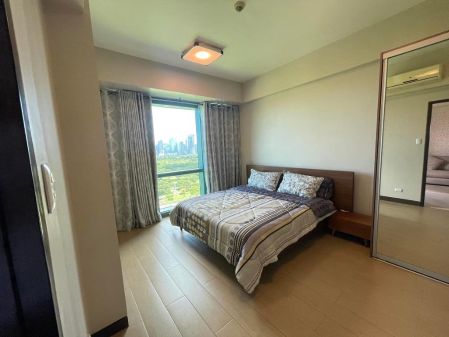 Fully Furnished 2 Bedroom for Rent in 8 Forbestown Road Taguig