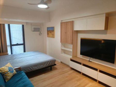 Studio Unit for Rent at The Gentry Residences