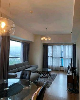 Fully Furnished 1 Bedroom Unit at Shang Salcedo Place for Rent