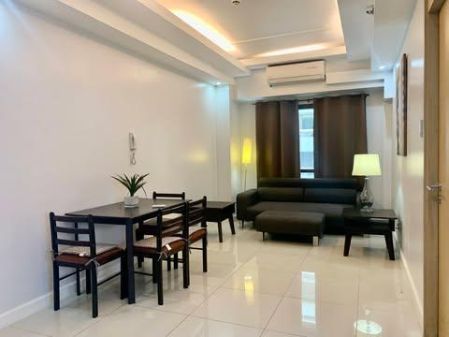 Fully Furnished 1 Bedroom Unit at Signa Designer Residences