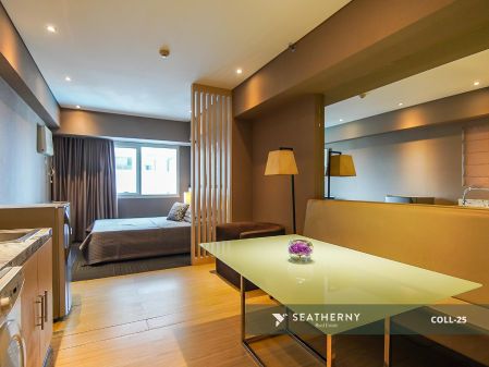 Fully Furnished Studio Unit in the Columns Legaspi Makati City