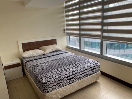 Fully Furnished 3BR Penthouse at One Central Condo Makati