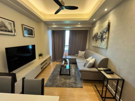 Nicely Furnished 1 Bedroom Unit at The Grove by Rockwell Pasig