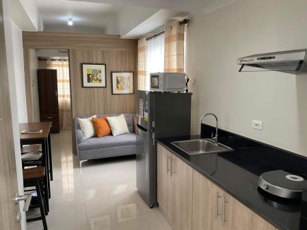 Cozy Fully Furnished 2 Bedroom Condo Unit for Rent