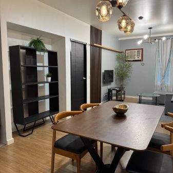 Low Floor Fully Furnished 1 Bedroom Unit in Two Serendra Meranti 