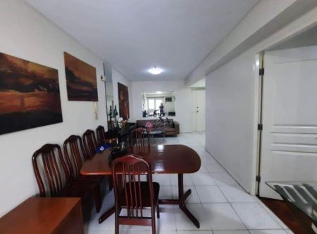 Furnished 1 Bedroom Unit in The Columns Ayala Avenue Nice View 