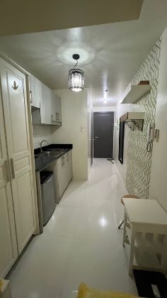 For Rent Fully Furnished Studio Unit beside LaSalle Taft Manila