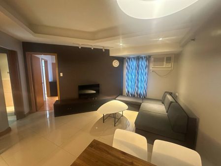 Fully Furnished 1 Bedroom at Trion Towers