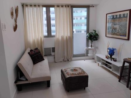 Fully Furnished 1BR Unit with Parking in The Residences