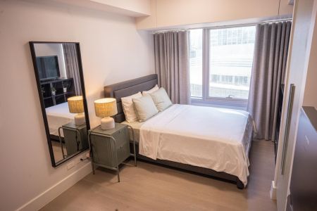 Studio Unit Fully Furnished at the Proscenium Residences