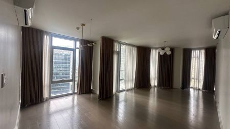 Spacious 2BR Corner Residence in Joya Lofts Lorraine Tower