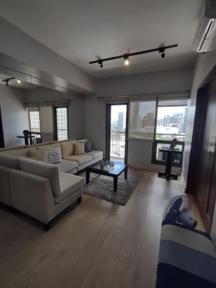 Fully Furnished Unit with View of City Lights near Greenbelt