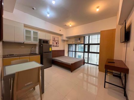Fully Furnished Studio Pet Friendly Unit at The Viceroy Taguig 