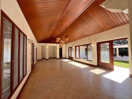 Semi Furnished 4 Bedroom Unit for Rent at Ayala Alabang Village