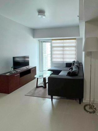 For Rent 3BR Unit at Two Serendra Red Oak BGC