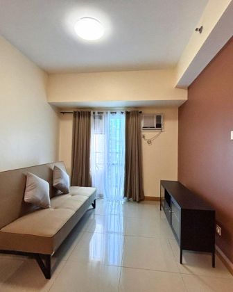 FULLY FURNISHED1 BEDROOM WITH BALCONY IN TRION TOWERS TOWER 2 BGC