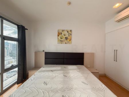 Luxury Condo within Ayala Mall Park Point