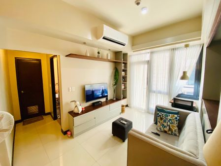 Fully Furnished 1BR Unit in The Florence McKinley Hill Taguig
