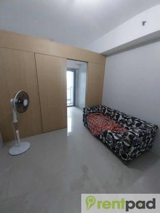 FERNGRASS11XXT5 for Rent Fully Furnished 1BR with Balcony