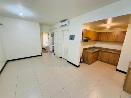 2 Bedroom Semi Furnished for Rent at Fairlane Residences