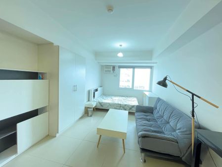 Makati Studio for Rent the Lerato Condo