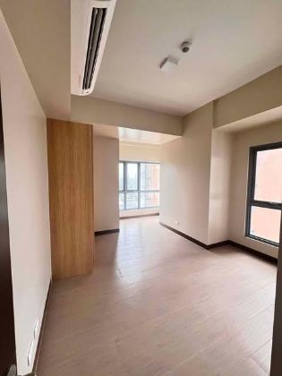2 Bedroom Unfurnished for Rent at 18th Avenue De Triomphe Arcovia