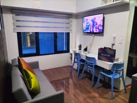 Fully Furnished 2 Bedroom for Rent in Air Residences Makati