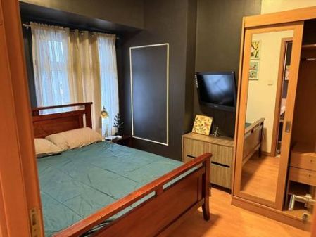 Fully Furnished 1 Bedroom Unit at Trion Towers for Rent