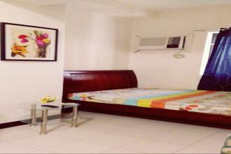 Fully Furnished Studio Unit at Persimmon for Rent