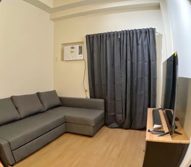 Fully Furnished 1 Bedroom Penthouse Unit in Brixton Place Pasig