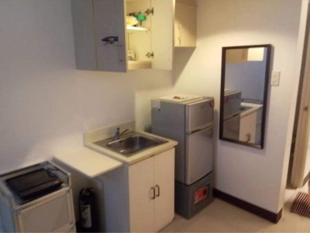 Studio unit in Pinecrest Condominium Quezon City for Rent