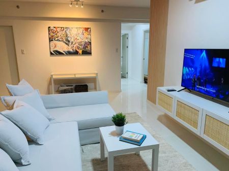 Fully Furnished 3 Bedroom Unit at Oak Harbor Residences for Rent