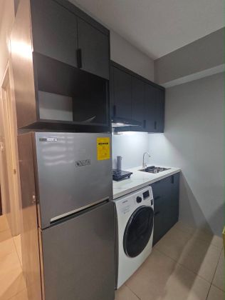 Newly Renovated Studio Unit for Rent