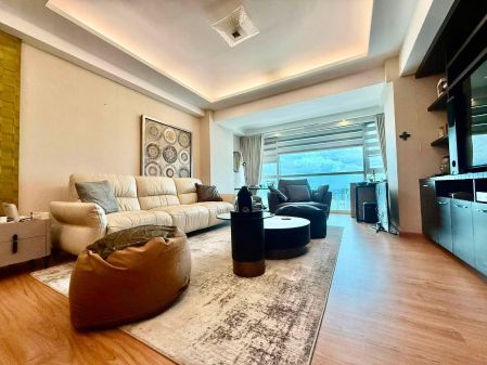 Elegant High Floor 2BR for Rent at St Francis Shangri La Place