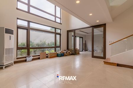 3 Storey Duplex House for Rent in Bel Air II Village Makati City
